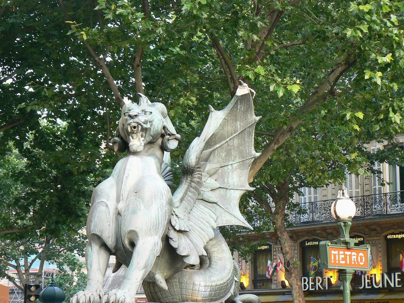 Place St Michel: Place St Michel 025
